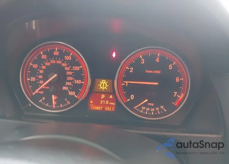 2013 BMW X1 xDrive28I z USA, uszkodzony, nr VIN WBAVL1C57DVR88314